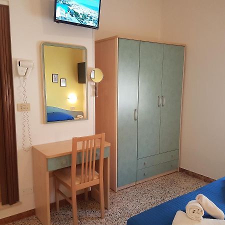 Hotel Villa Ersilia Rimini B&B Exterior photo